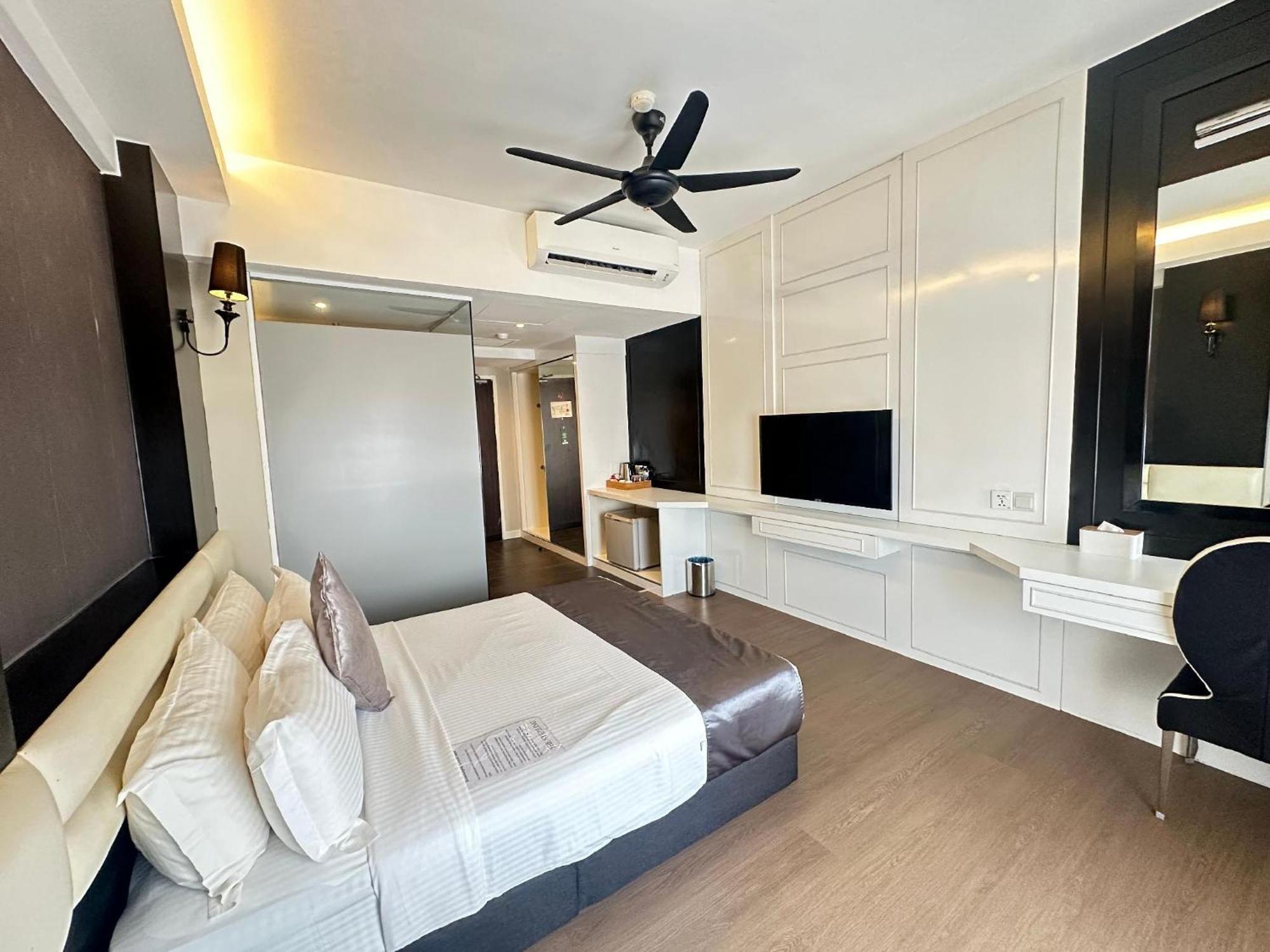 เดอะ สเตอร์ลิง บูทิคโฮเต็ล Hotel Malacca ภายนอก รูปภาพ