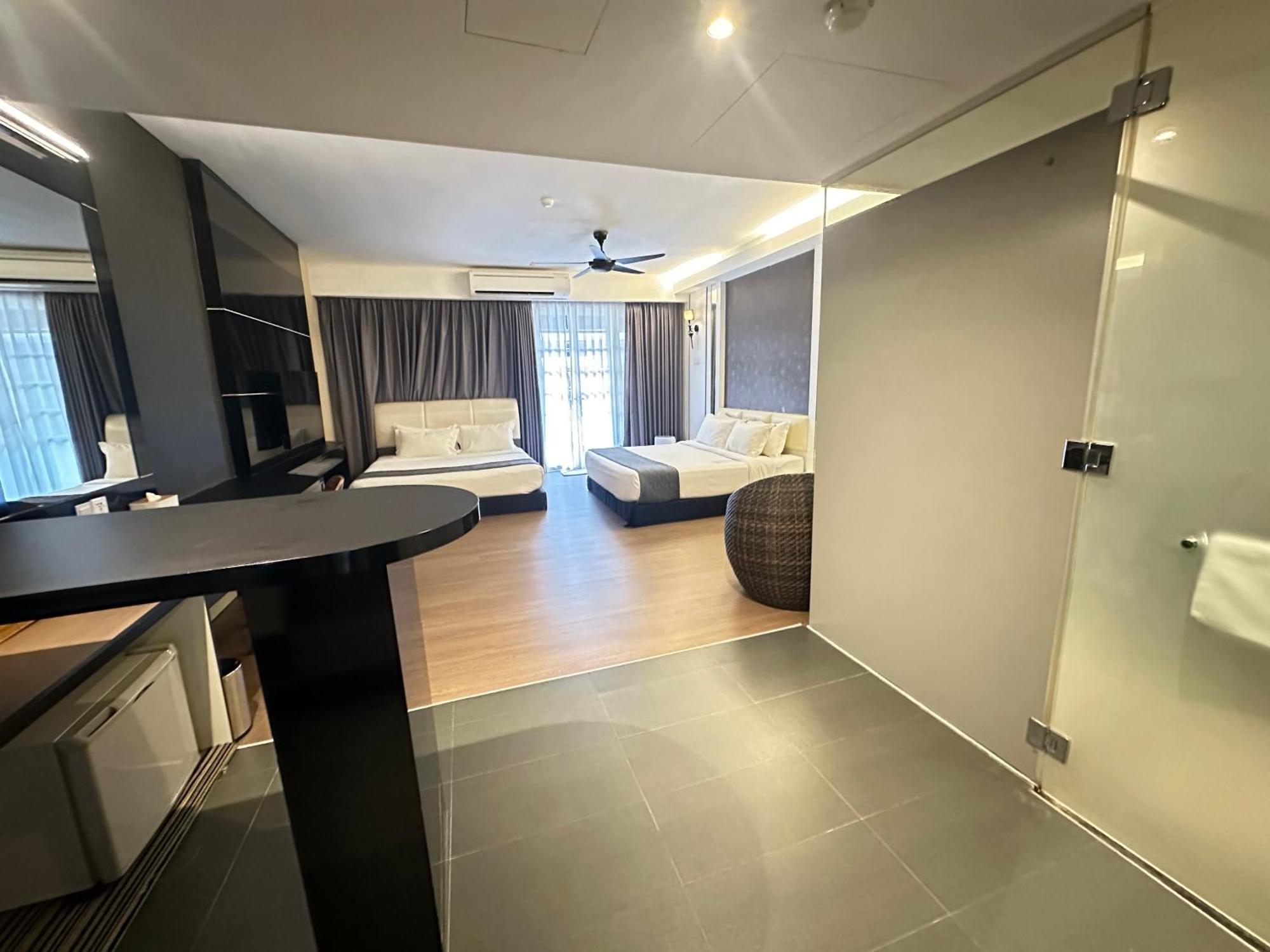 เดอะ สเตอร์ลิง บูทิคโฮเต็ล Hotel Malacca ภายนอก รูปภาพ